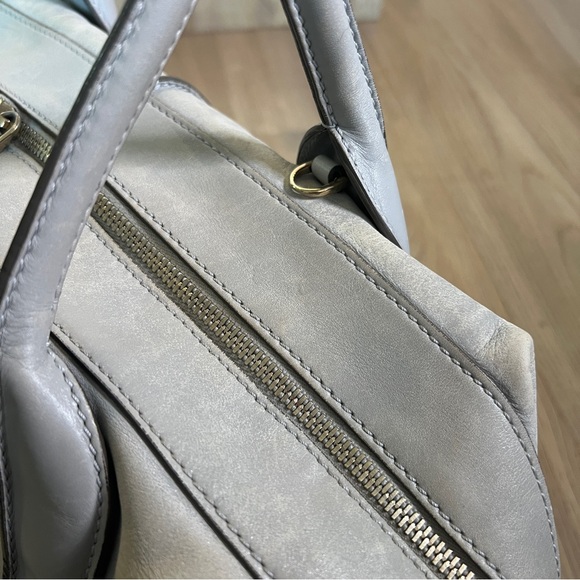 Tod’s Large Leather Duffle Bag Lt Grey - Picture 12 of 14